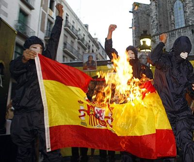 Bandera_espanola_quemada_opt.jpg